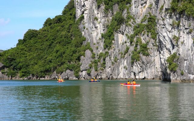 Imperial Classic Cruise Halong