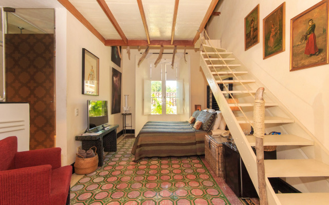 Hotel Casa Lola Deluxe Gallery