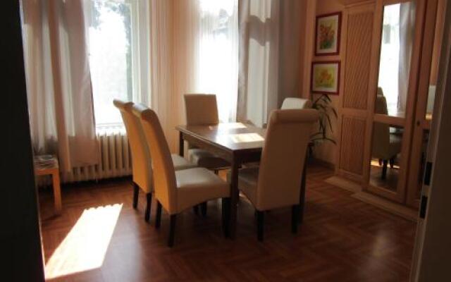 Charlotten Apartments am Ku'damm