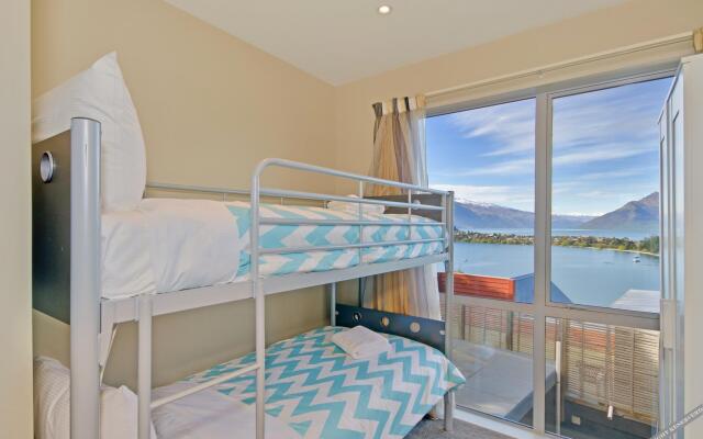 7-21 Earnslaw Terrace