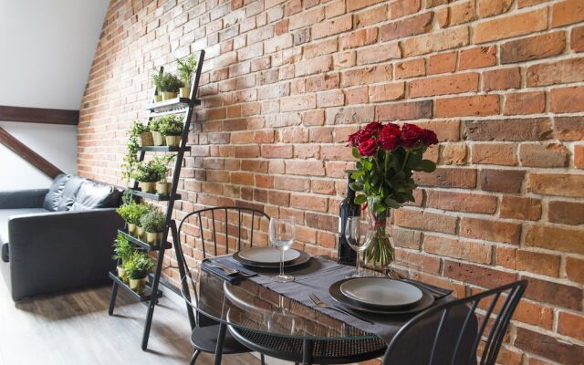 Leo Apartments Old Town Residence