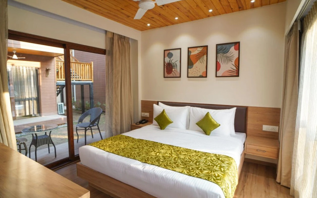 TreeHouse MARS Beach Cottages