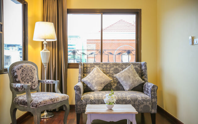 The Sathon Vimanda Hotel