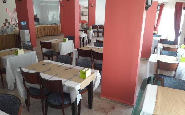Club Urgench Hotel