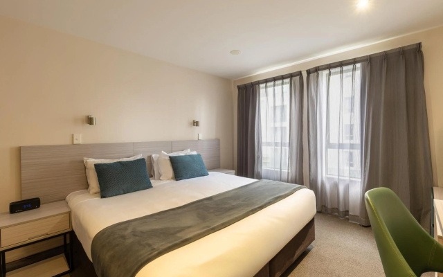Quest Cathedral Junction Serviced Apartments – Guest Rooms – Christchurch