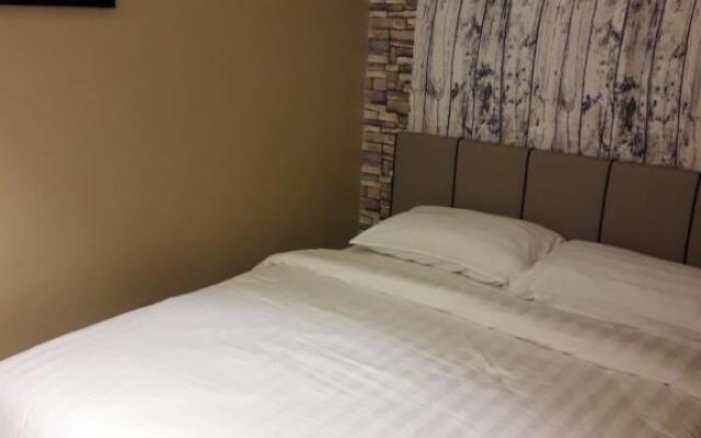 Cow B Homestay Semporna