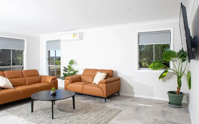 Uralla Apartments