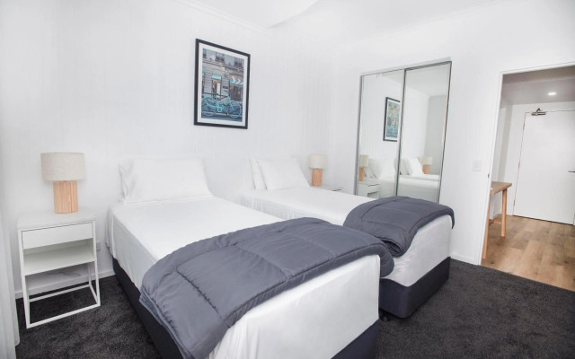 Swell Resort