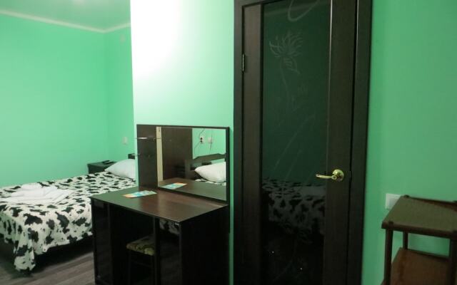 ?rystal Guest house