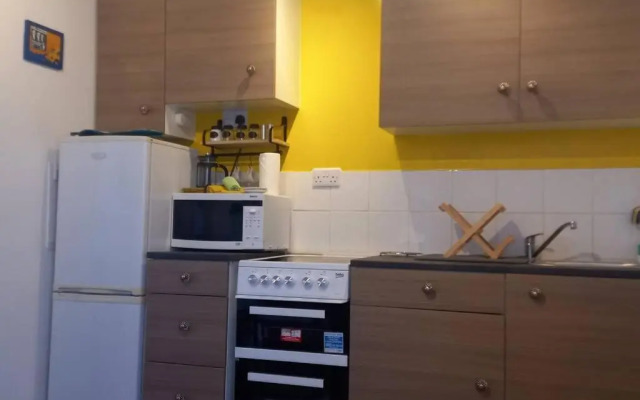 Cosy Flat in a Pretty Town.