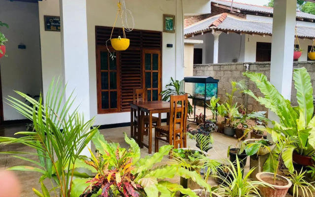 Riverside Camping Udawalawa