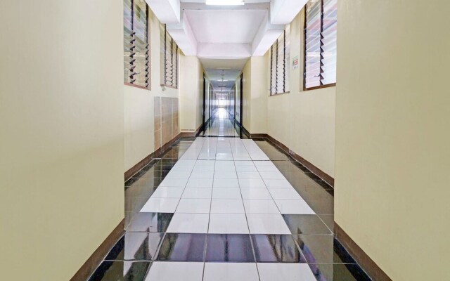 OYO Life 93170 Apartement Gateway Cicadas By Mr Pro