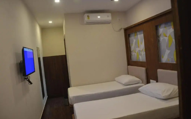 Seamens Club N Hotel