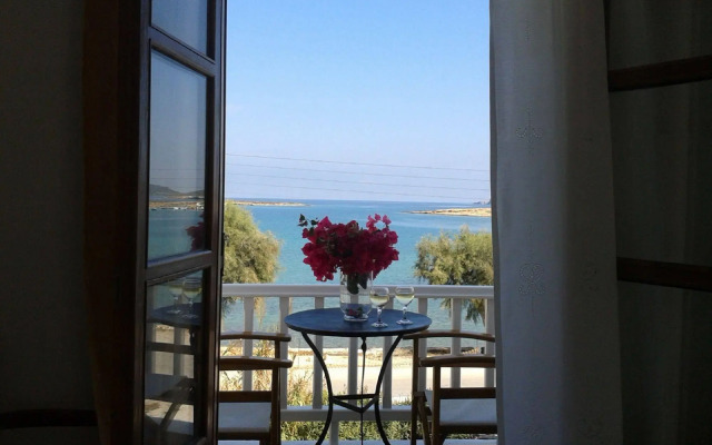 Hotel Roussos Beach