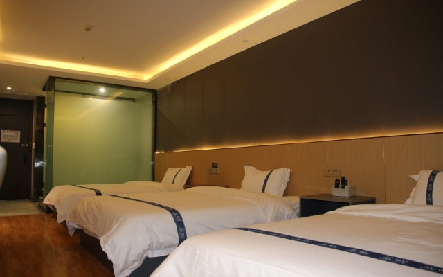 Aksu Dongcheng Hotel