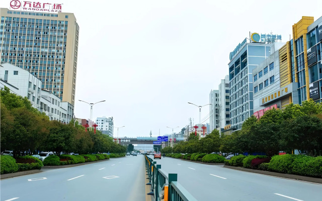 City Comfort Inn Xianning Chengji South Railway Station