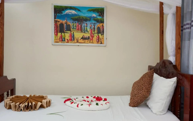 Safari Lodge Hotel