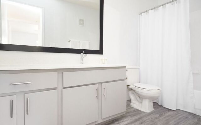 The Domain Luxury Suites by Sonder