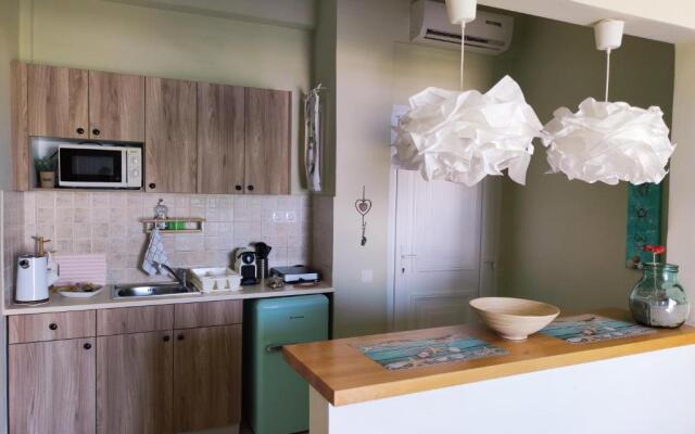 Thalassa Apartments & Studios