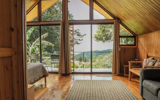 Tityra Lodge
