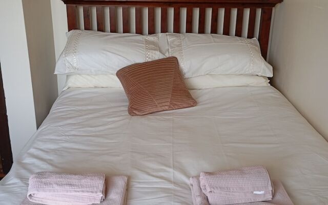 Room in Bungalow - Very Nice View With This Room