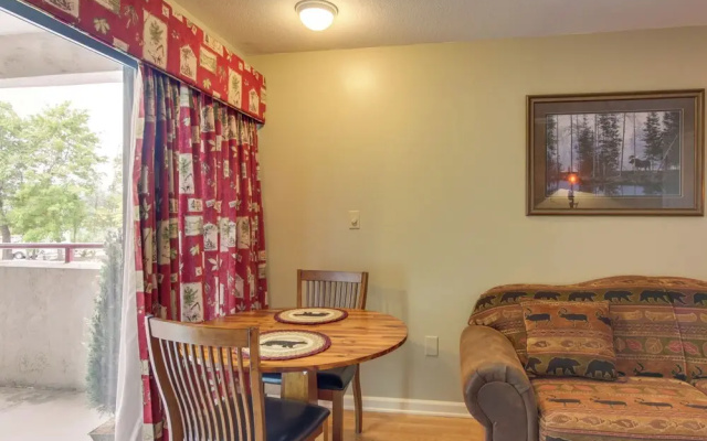 Bear-sighting Condo: Walk to Downtown Gatlinburg!