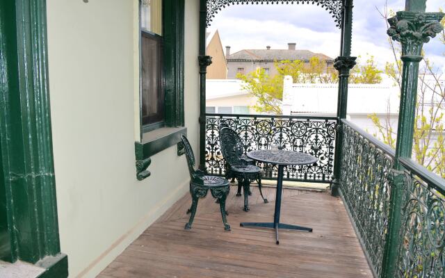 Magnolia Court Boutique Hotel Melbourne
