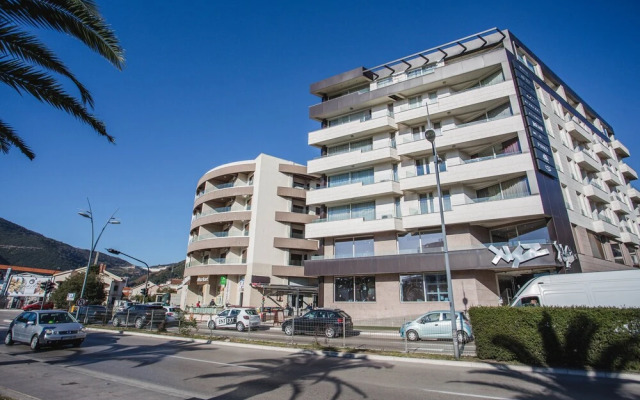 Apartment Status 5