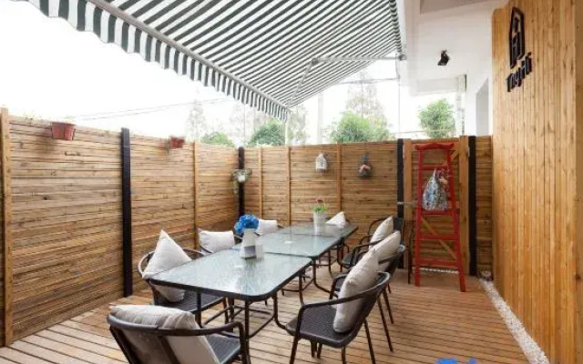Tinghai Boutique Hostel