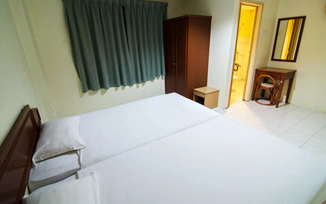 Coral Bay Resort - photo 5