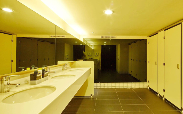 Single inn kaohsiung Lisen Hostel