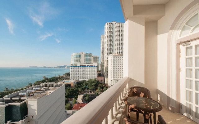 Sunrise Nha Trang Beach Hotel & Spa