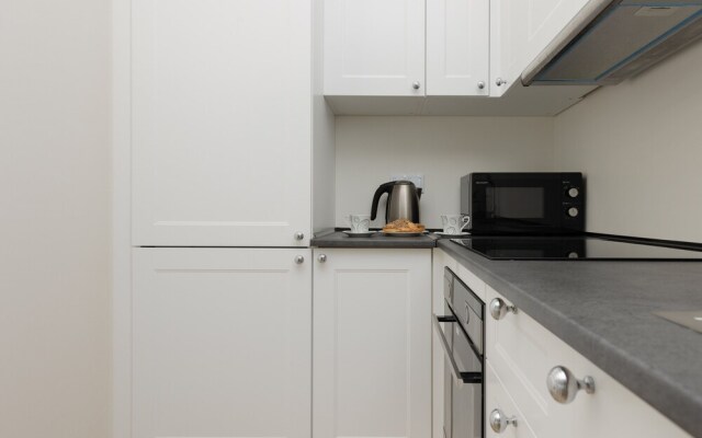 Lopianowa Apartment Warsaw by Renters