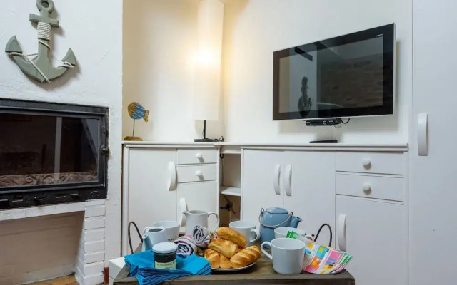 Peaceful Holiday Home in Plouguin With Indoor Pool