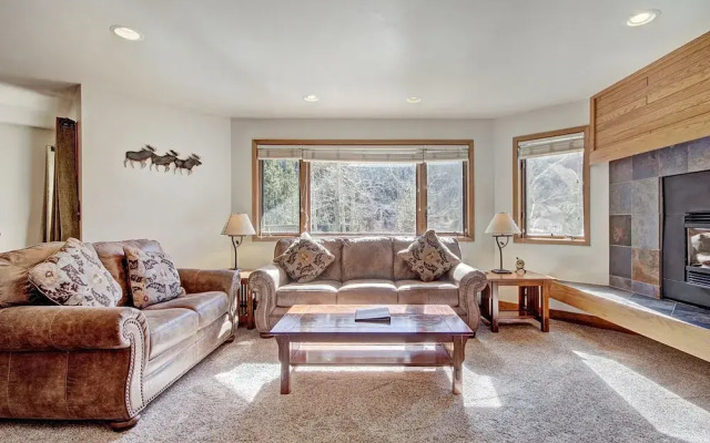 Ffd7 Frostfire 2 Bedroom Condo by RedAwning