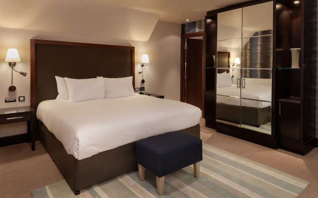 Отель The Cambridge Belfry