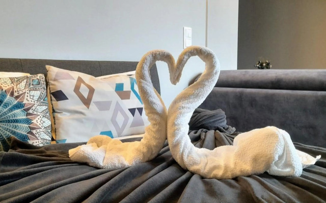 White Design Apartment