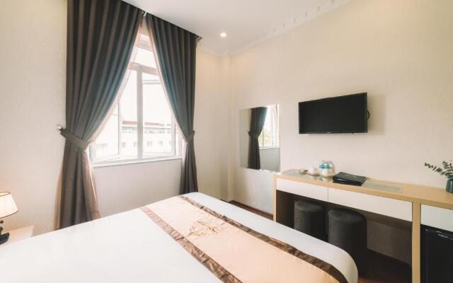 Be U Hotel