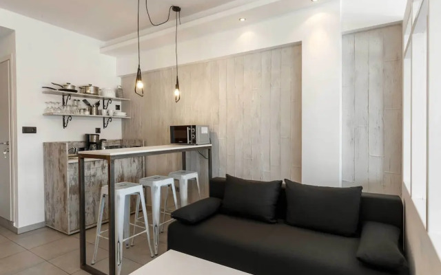 Evel's Home Suites