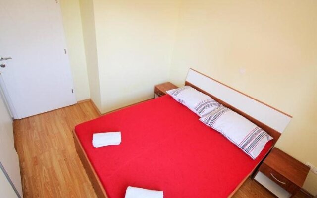 Moon Rocks Hostel