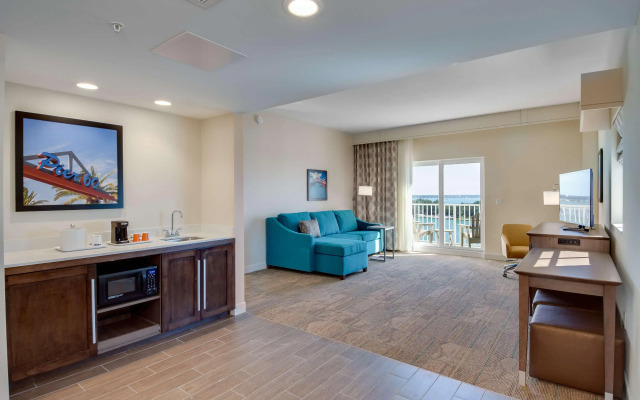 Hampton Inn & Suites Clearwater Beach