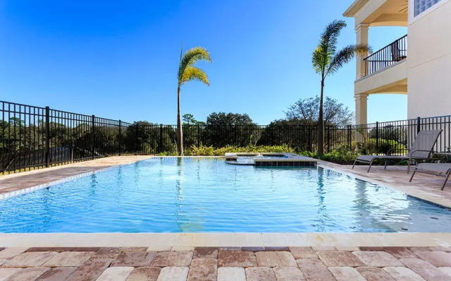 Villa W206 Excitement