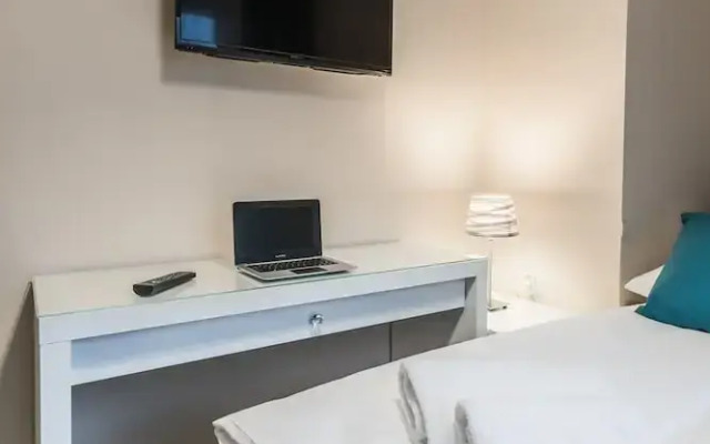 Willa Marcella Deluxe