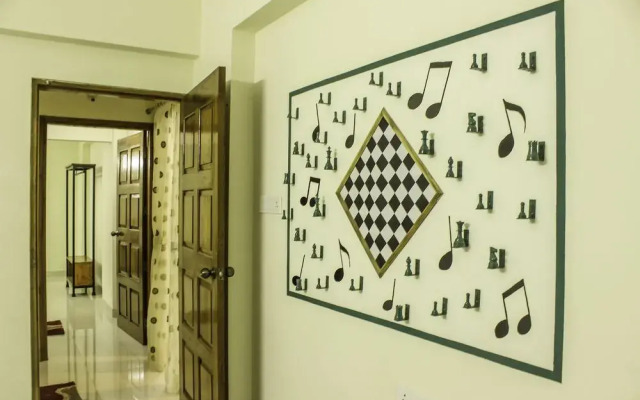 OYO Home 9787 2BHK Green View Miramar Beach