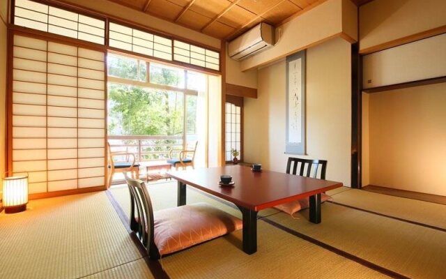 Kikunoyu Ryokan