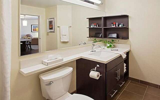 Sonesta Simply Suites Chicago Waukegan