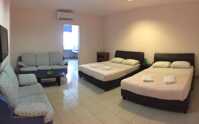 Venice Inn – Guest Rooms – Miri
