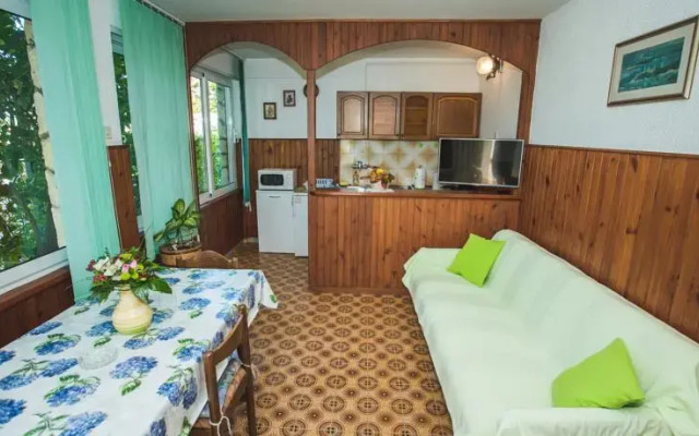 Apartment Dezeljin
