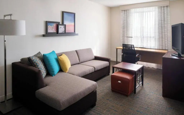 Residence Inn Las Vegas Hughes Center