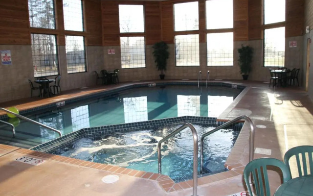 Weston Inn & Suites